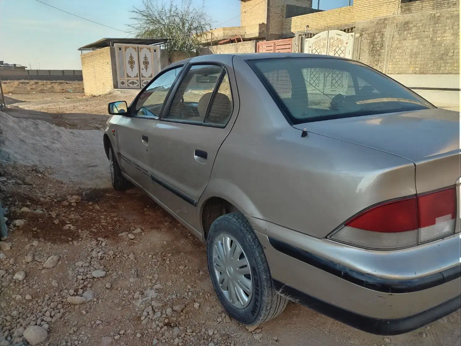 سمند بژ مدل 83 زیر پا عالی|خودرو سواری و وانت|خرامه, |دیوار