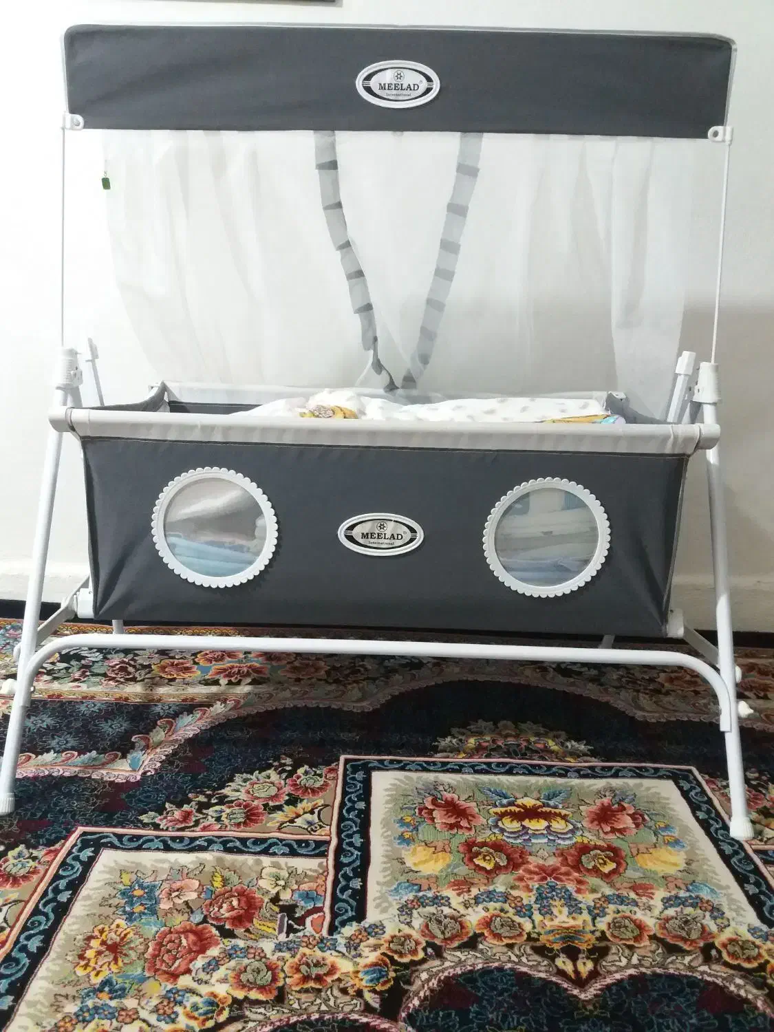 باسلام گهواره مارک میلاد طوسی سفید نو نو گهواره گ|اسباب و اثاث بچه|کرمانشاه, |دیوار