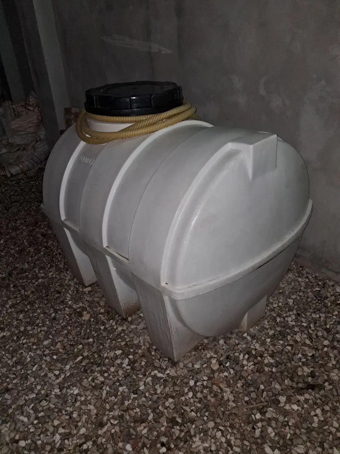 تانکر اب پلاستیکی|مصالح و تجهیزات ساختمان|گلوگاه, |دیوار