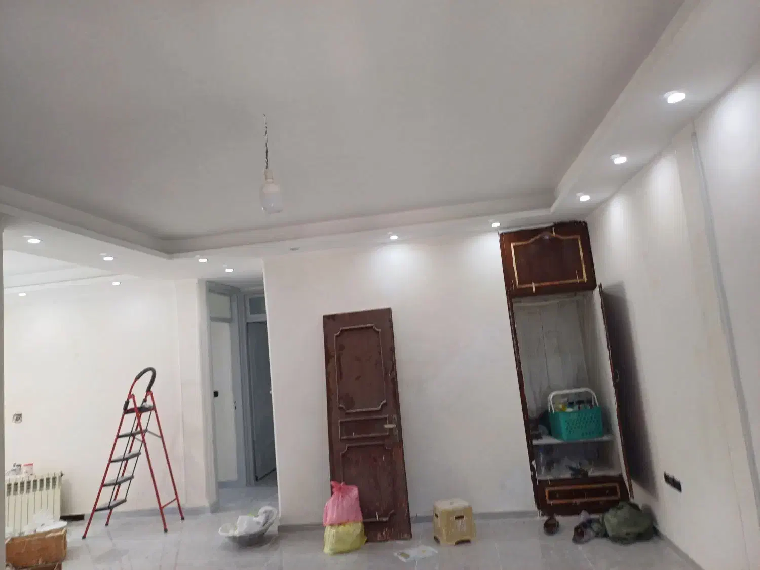 زیبا بسازیدنقاشی ساختمان با بهترین کیفیت|خدمات پیشه و مهارت|رشت, حافظ آباد|دیوار