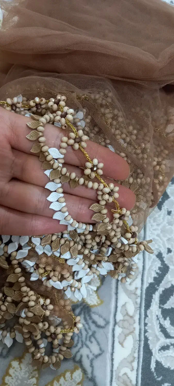 لچک|لباس|سقز, |دیوار