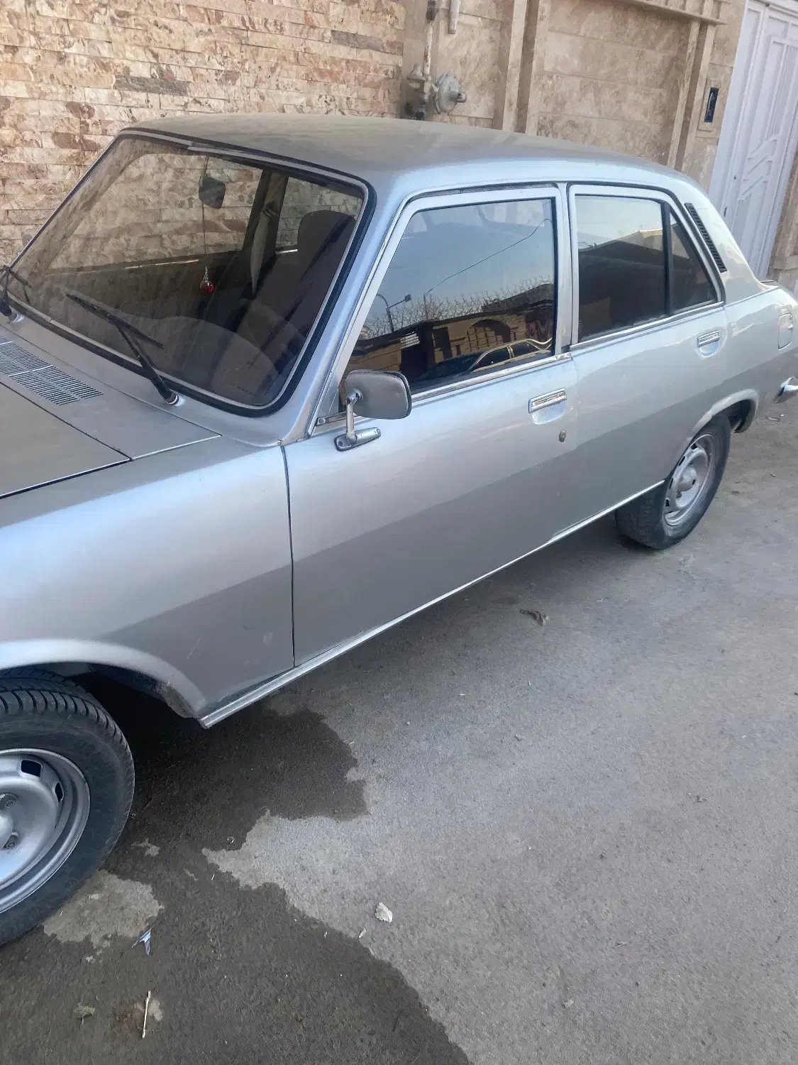 پژو504تمیز|خودرو کلاسیک|خمینی‌شهر, |دیوار