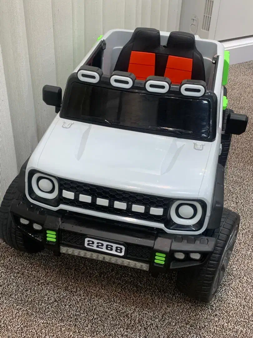 ماشین شارژی کنترلی|اسباب‌بازی بچه|رامهرمز, |دیوار