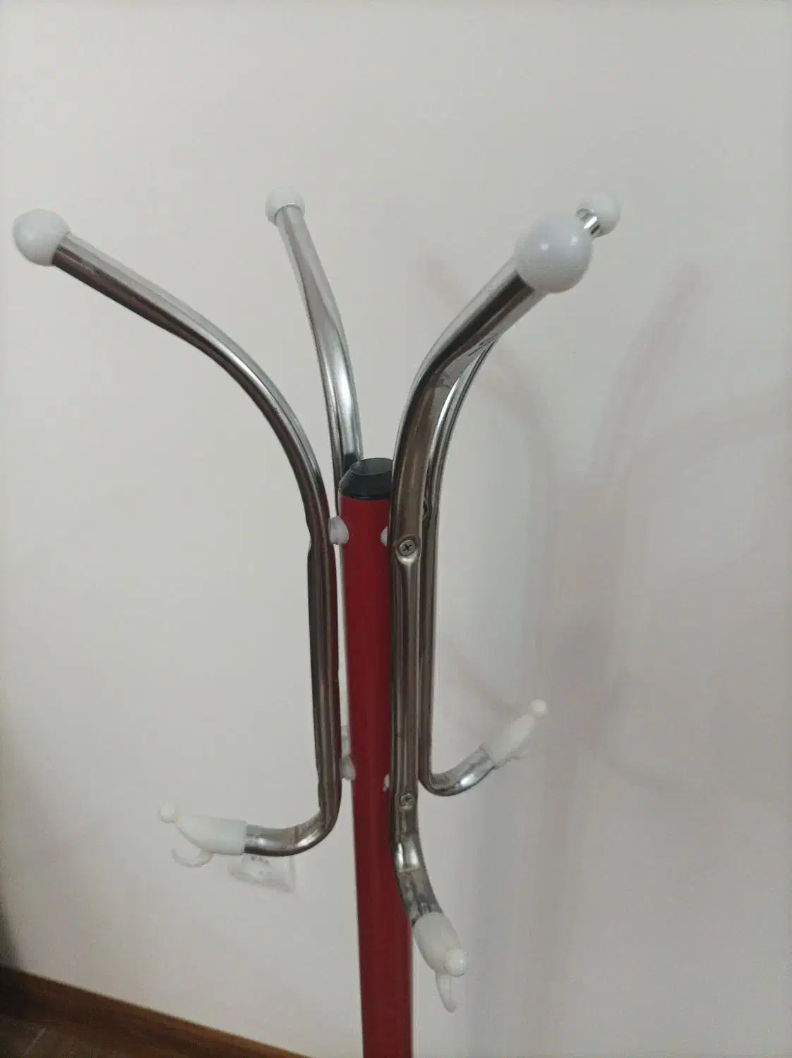 رخت آویز ایستاده کودک|بندرخت و رخت‌آویز|کرمانشاه, |دیوار