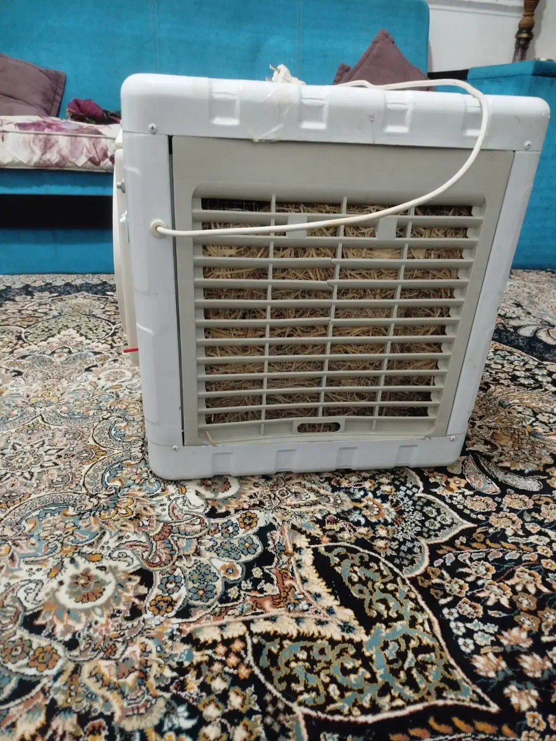 گولر آبی کوچک با سینگ ظرفشویی دوقلو با میز تحریر|کولر آبی|محمدیه-قزوین, |دیوار