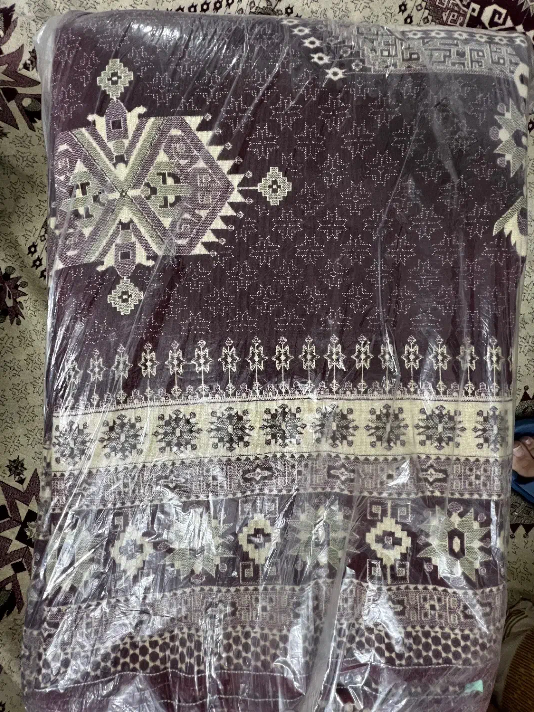 روفرشی|روفرشی|اصفهان, میرعماد|دیوار