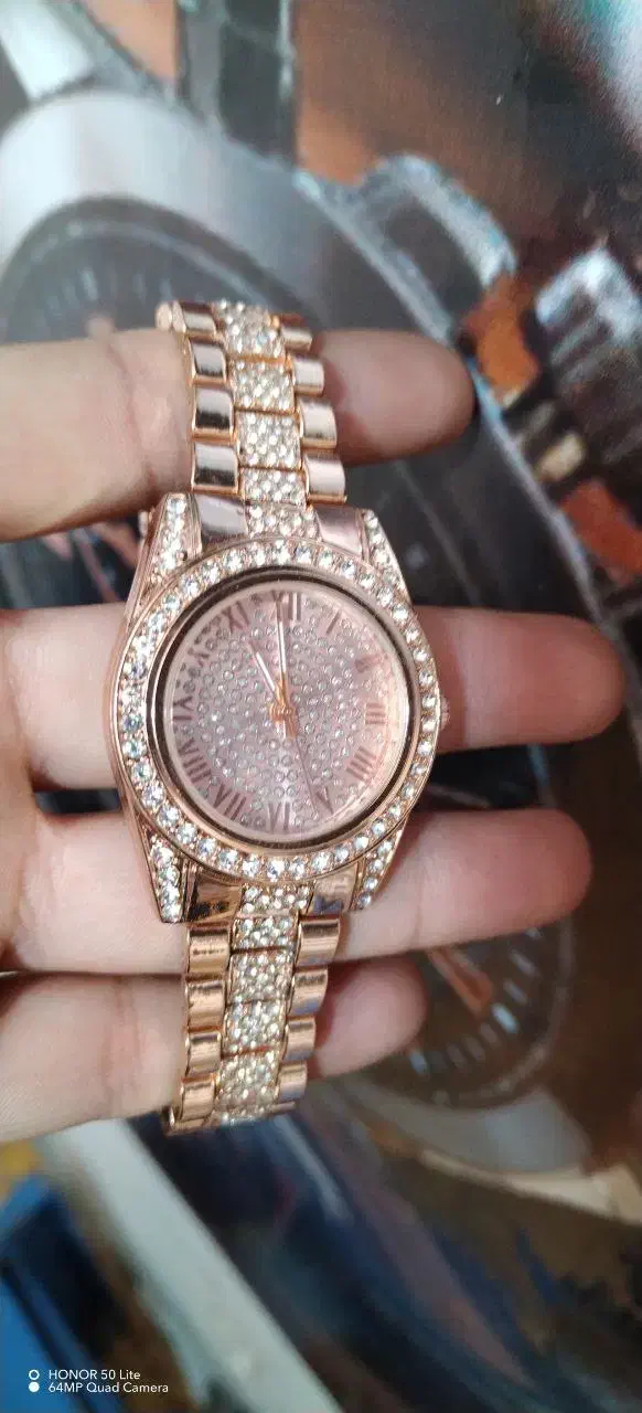 زنانه فول نگین|ساعت|سنندج, |دیوار