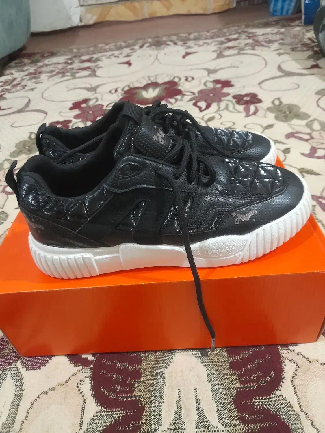 کتونی زنانه دخترانه سایز4۰|کیف، کفش، کمربند|ارومیه, |دیوار