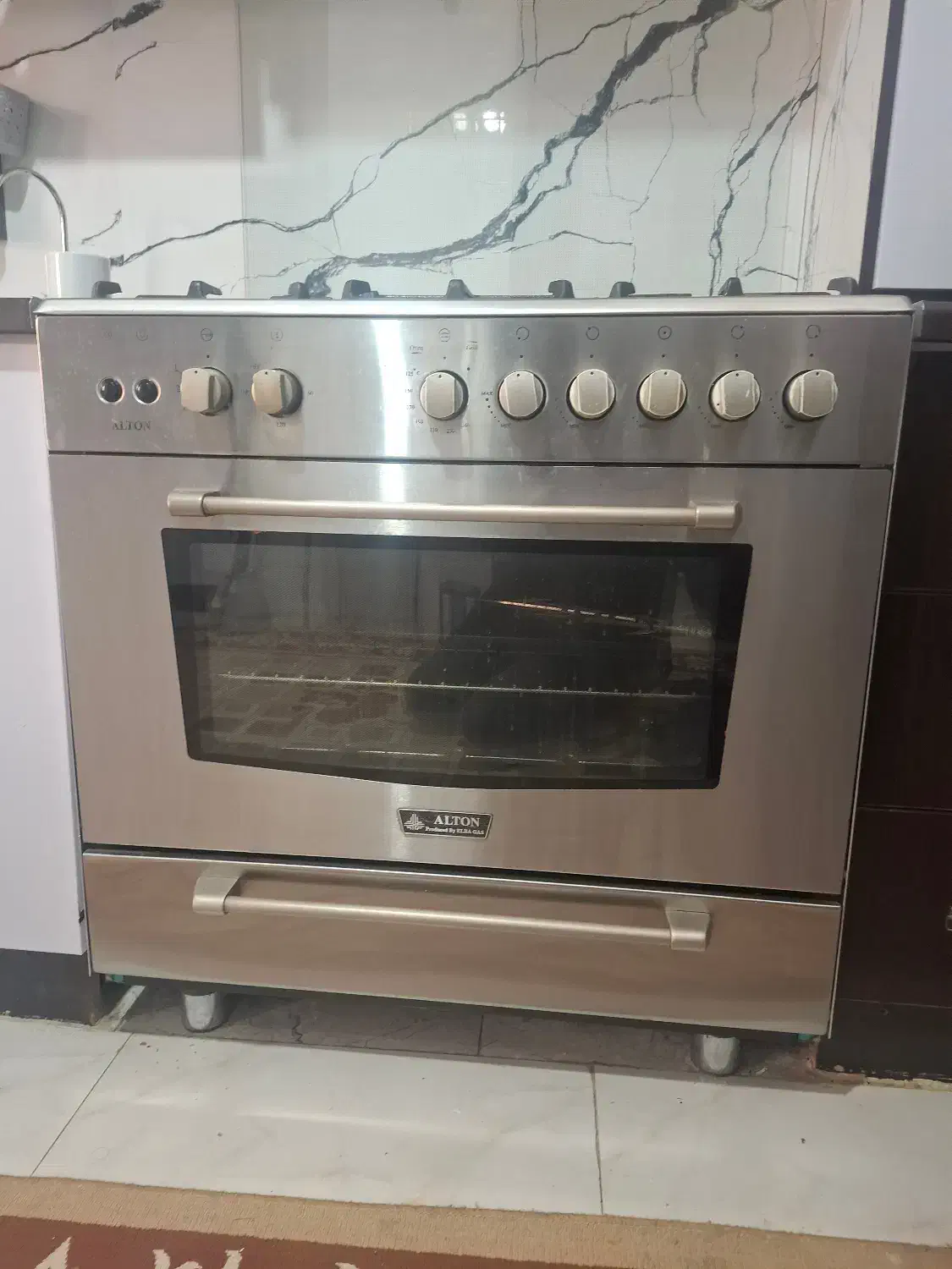 ۲عدد بخاری ۱عدد گاز فر دار|بخاری، هیتر، شومینه|برخوار, |دیوار