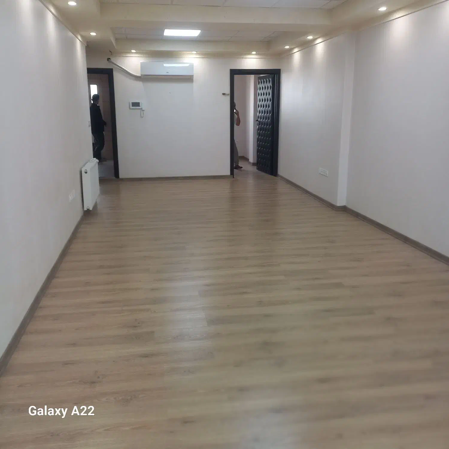 واحد تجاری بر اصلی خیابان حافظ|فروش دفتر کار، اتاق اداری، مطب|رشت, پارک شهر|دیوار