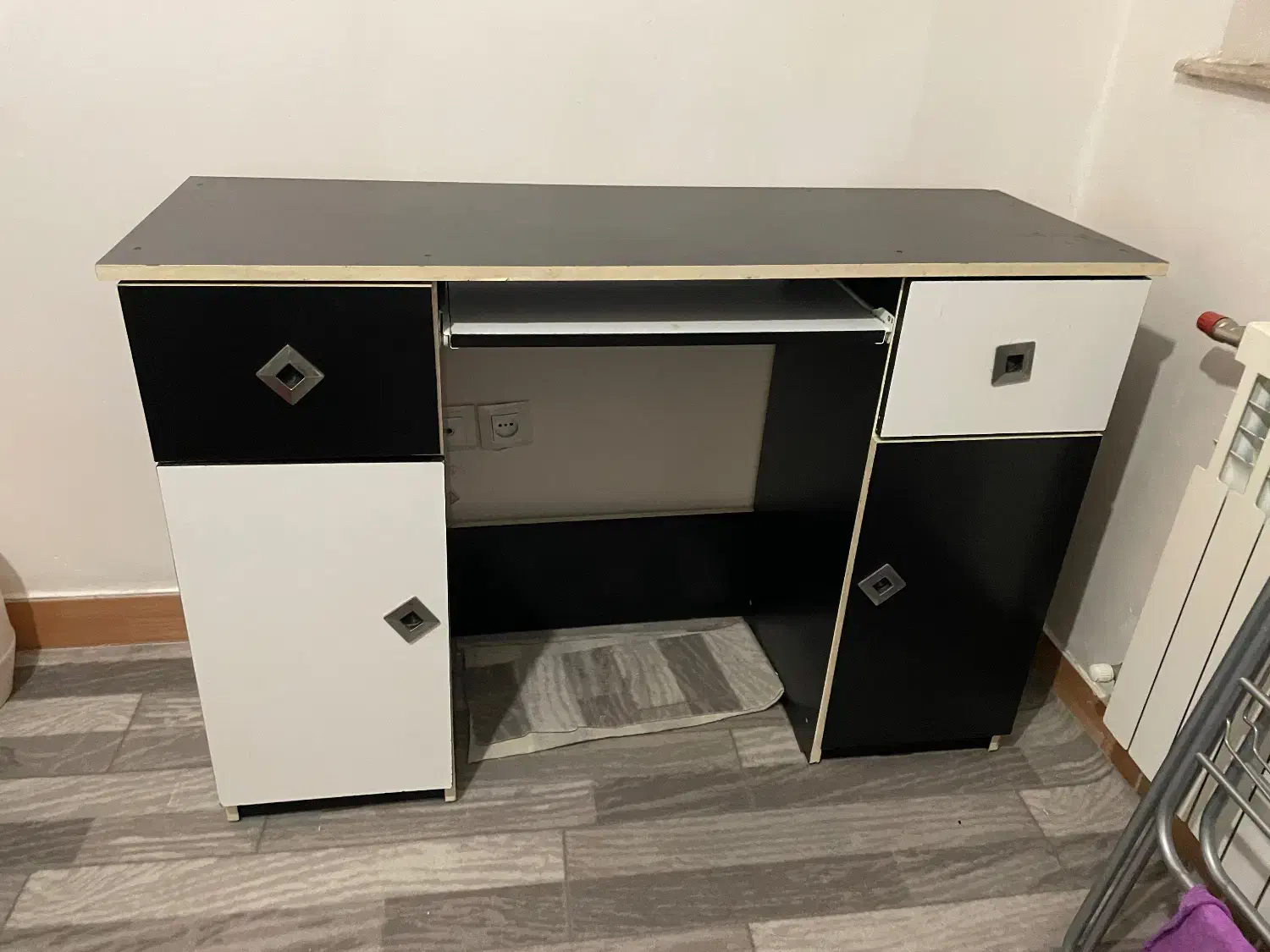 میز کامپیوتر|میز تحریر و کامپیوتر|رشت, کوی مهر|دیوار