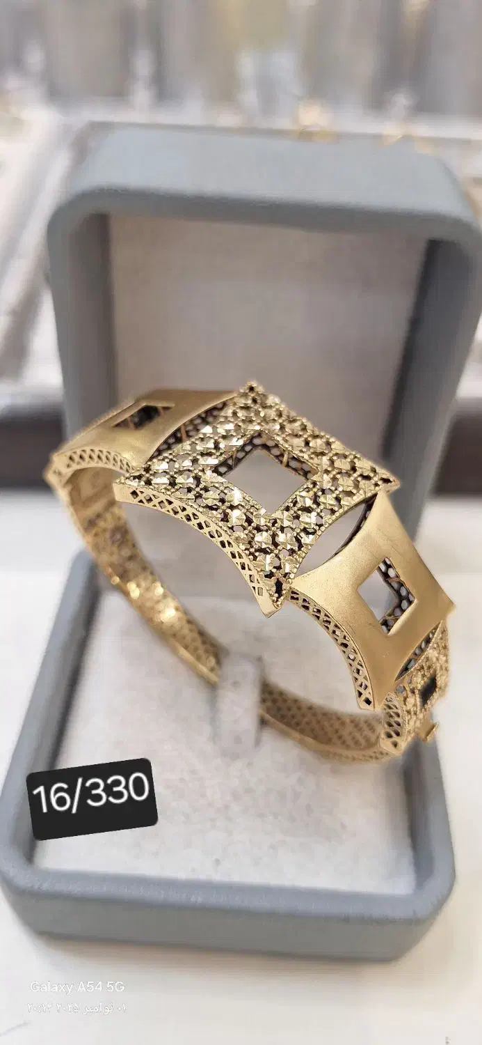 النگو تک دست|جواهرات|شیراز, شاهچراغ|دیوار