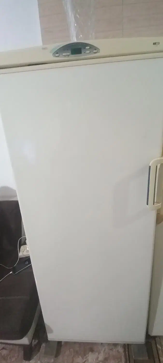 یخچال ۷ کشو تمام فریزر|یخچال و فریزر|تهران, شهرک شریفی|دیوار