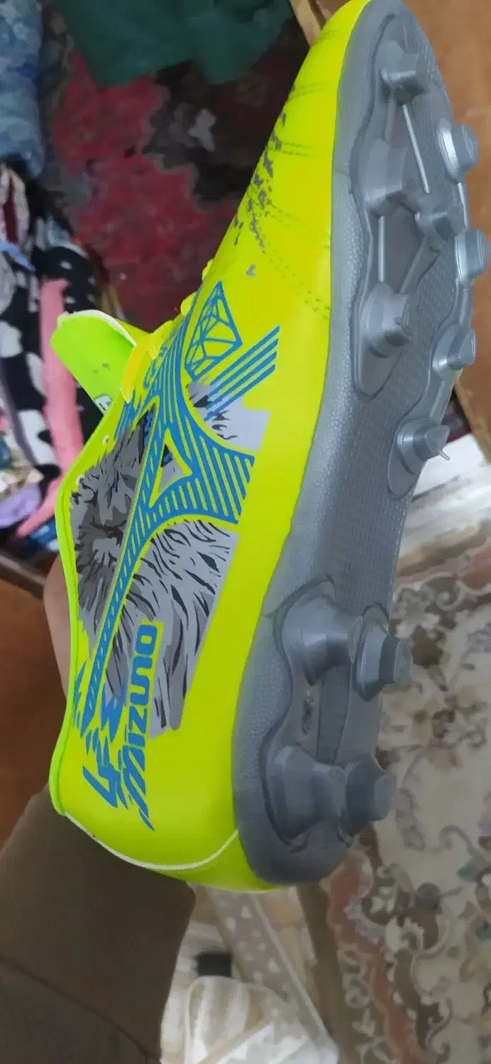 استوک ورزشی|کیف، کفش، کمربند|شلمان, |دیوار