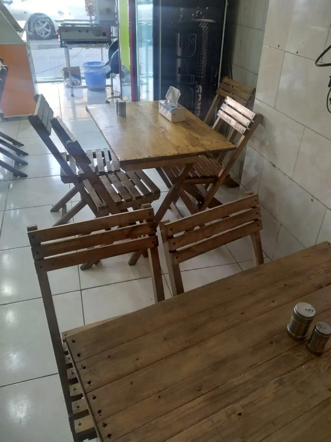 میز و صندلی چوبی|کافی‌شاپ و رستوران|تبریز, |دیوار