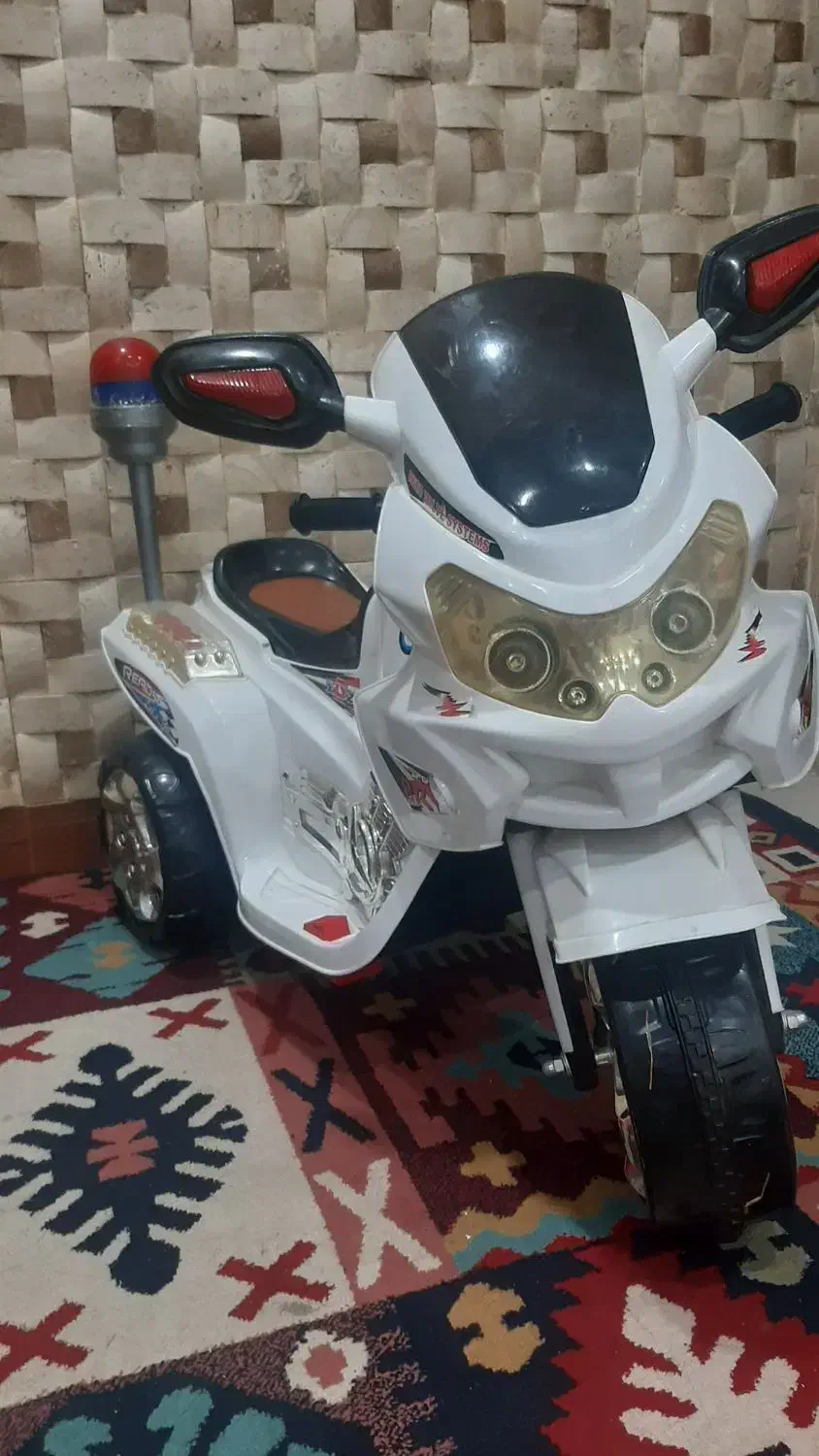 موتور شارژی|اسباب‌بازی بچه|کرج, شهرک بنفشه|دیوار