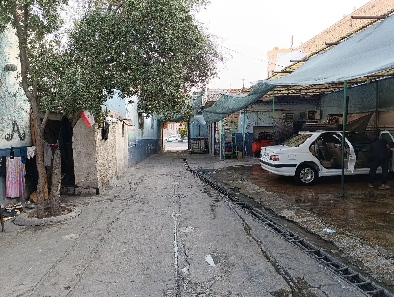 گاراژ  مغازه به مساحت 465 متر|فروش مغازه و غرفه|شیراز, انجیر|دیوار