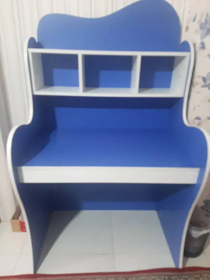 میز تحریز کاملا نو|میز تحریر و کامپیوتر|فولادشهر, بوستان خلیج فارس|دیوار