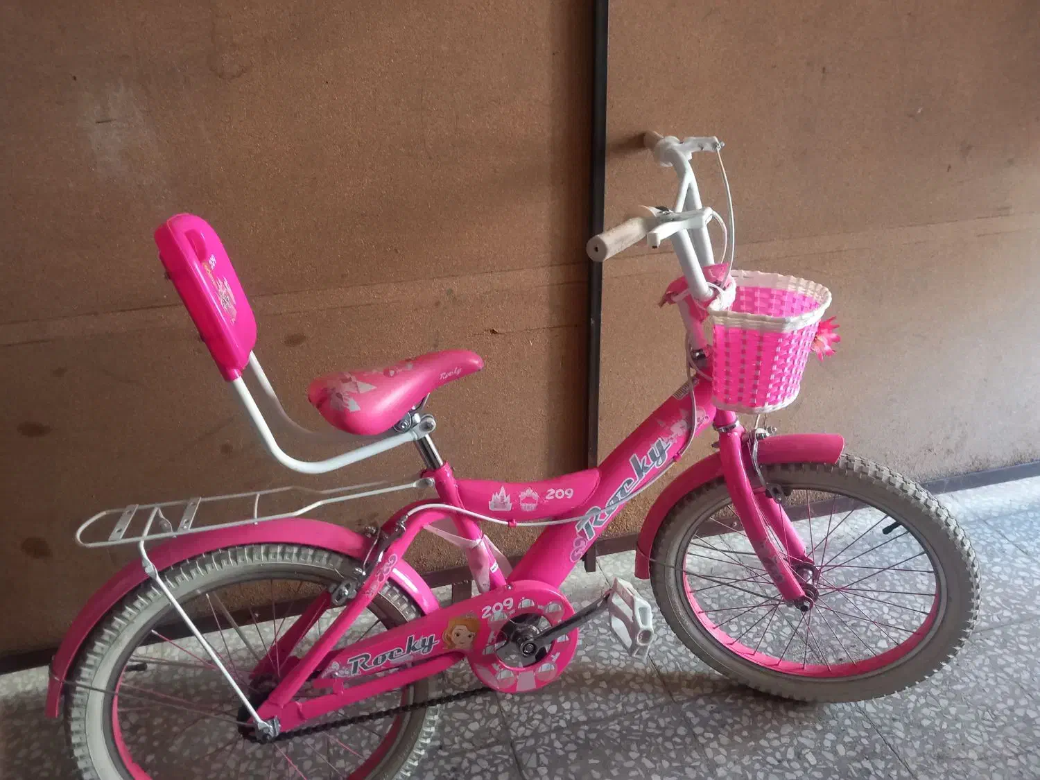 دوچرخه دخترانه سالم|دوچرخه، اسکیت، اسکوتر|قم, شاه ابراهیم|دیوار