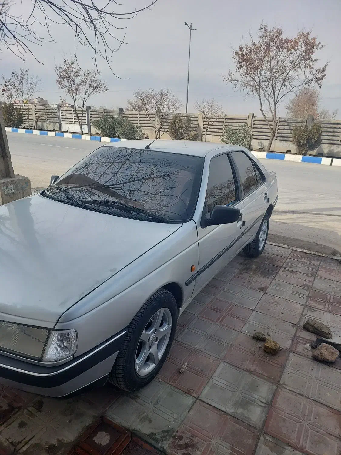 پژو ۴۰۵|خودرو سواری و وانت|فلاورجان, |دیوار