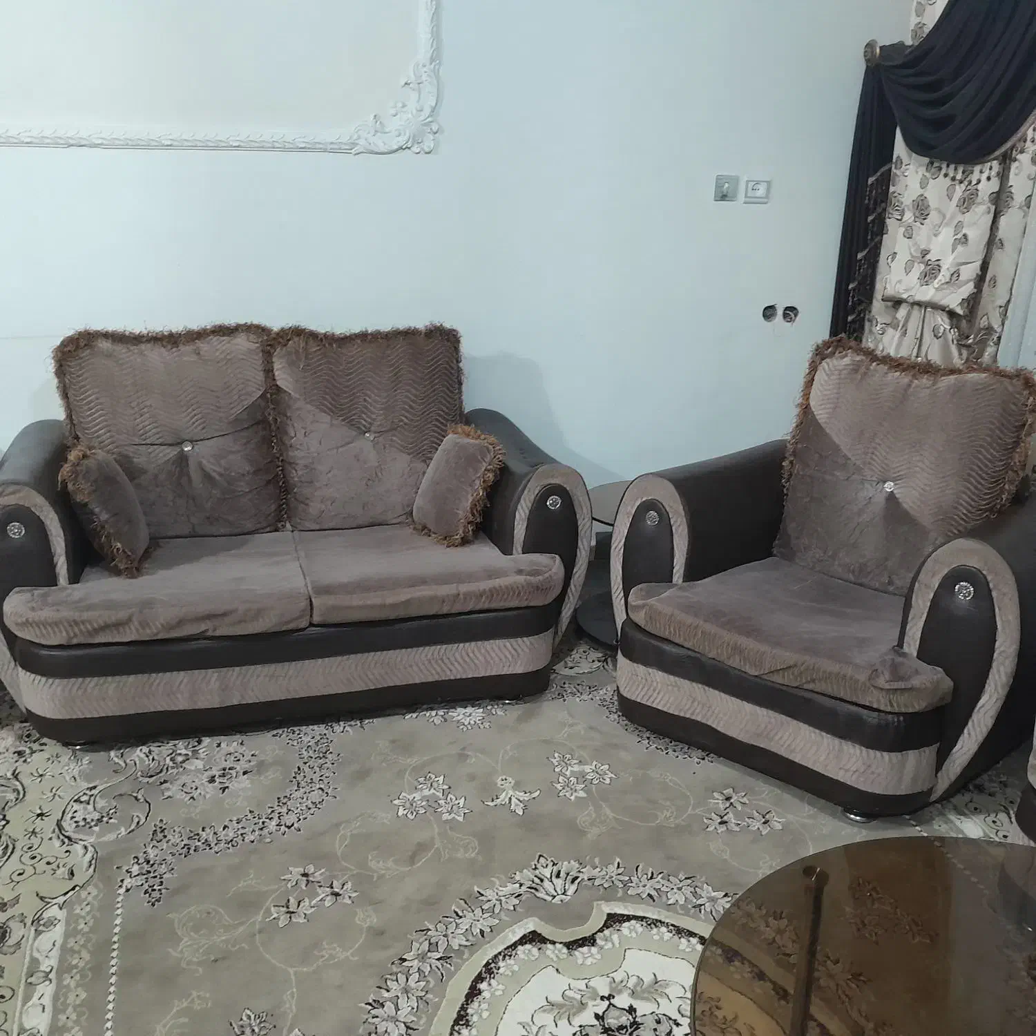 مبل۷ نفره|مبلمان خانگی و میز عسلی|محمدشهر, محمدشهر|دیوار