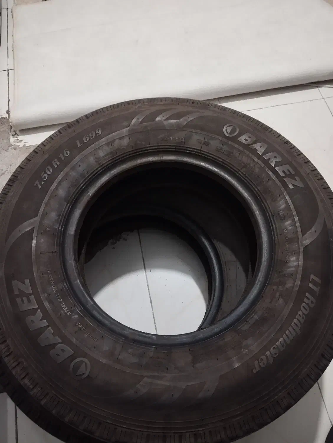 لاستیک نیسان|قطعات یدکی و لوازم جانبی|قرچک, میرزائی شمالی|دیوار