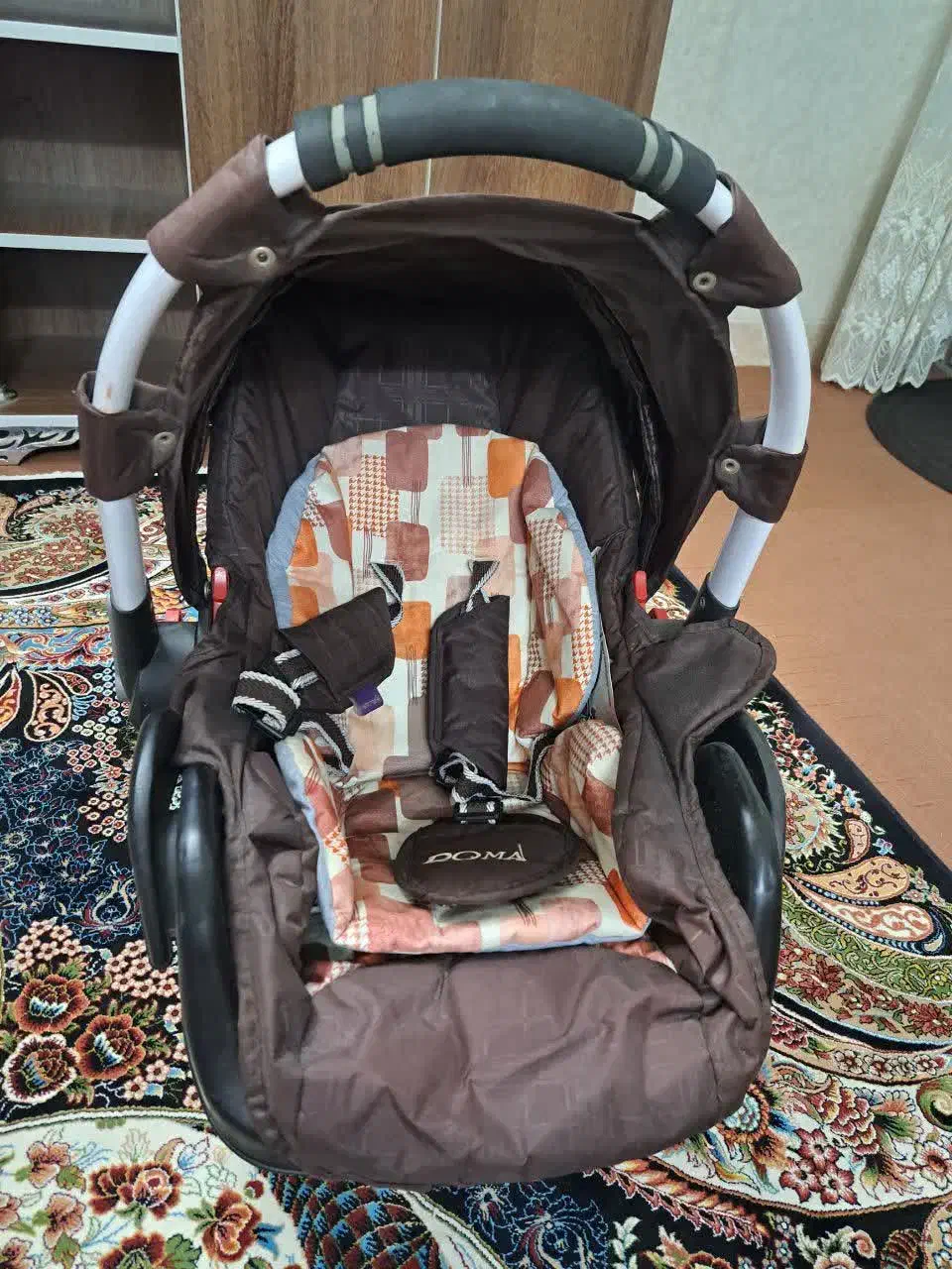 کریر|کالسکه و لوازم جانبی|قم, هفت تیر|دیوار