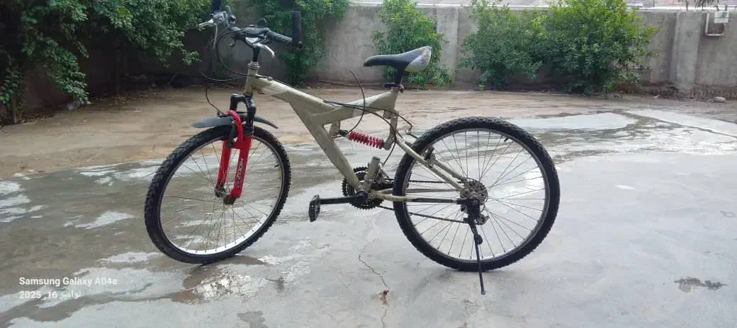 دوچرخه ۲۶ فنر وسط|دوچرخه، اسکیت، اسکوتر|دره شهر, |دیوار