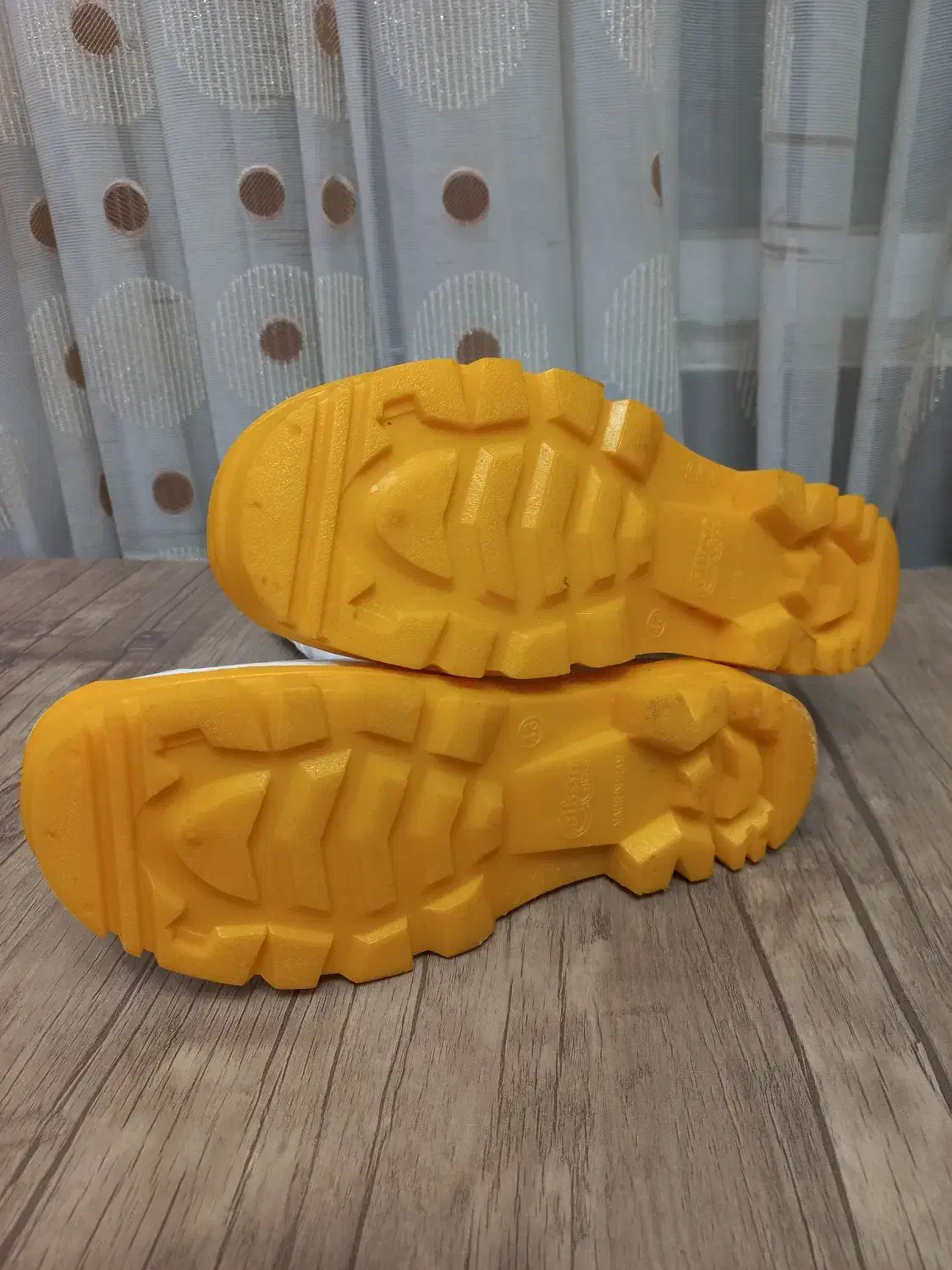 چکمه مردانه سایز۴۳ ساق کوتاه آکبند وزیبا|کیف، کفش، کمربند|لنگرود, |دیوار