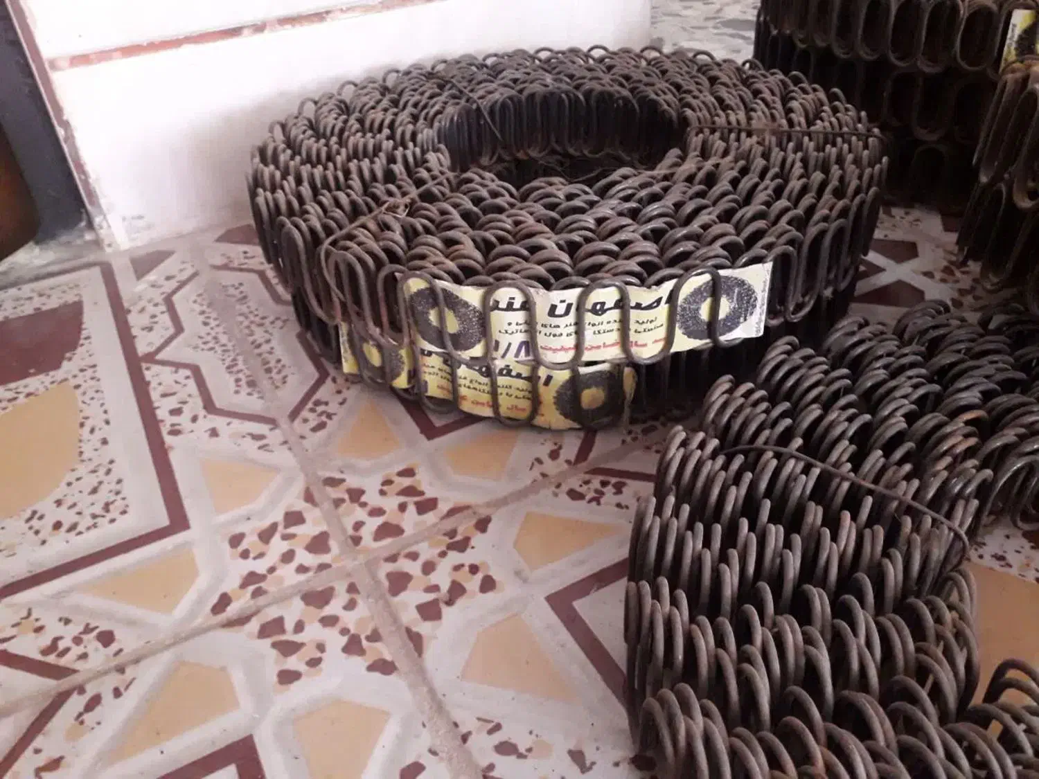 فنر زیگزاگ مبل سالم و نو|مبلمان خانگی و میز عسلی|مبارکه, |دیوار