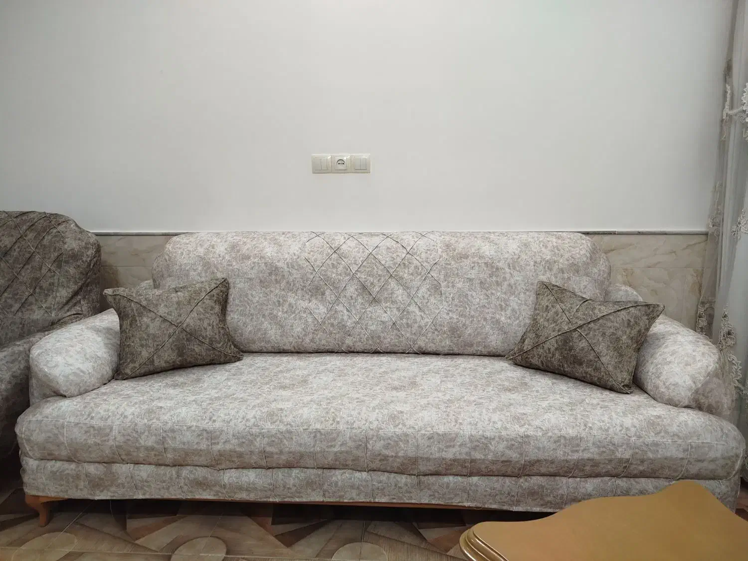 کاور مبل آیلین|مبلمان خانگی و میز عسلی|کاشان, دشت چال|دیوار