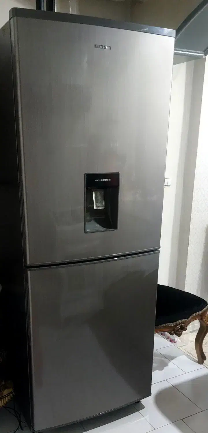 یخچال Bost|یخچال و فریزر|رشت, باهنر|دیوار