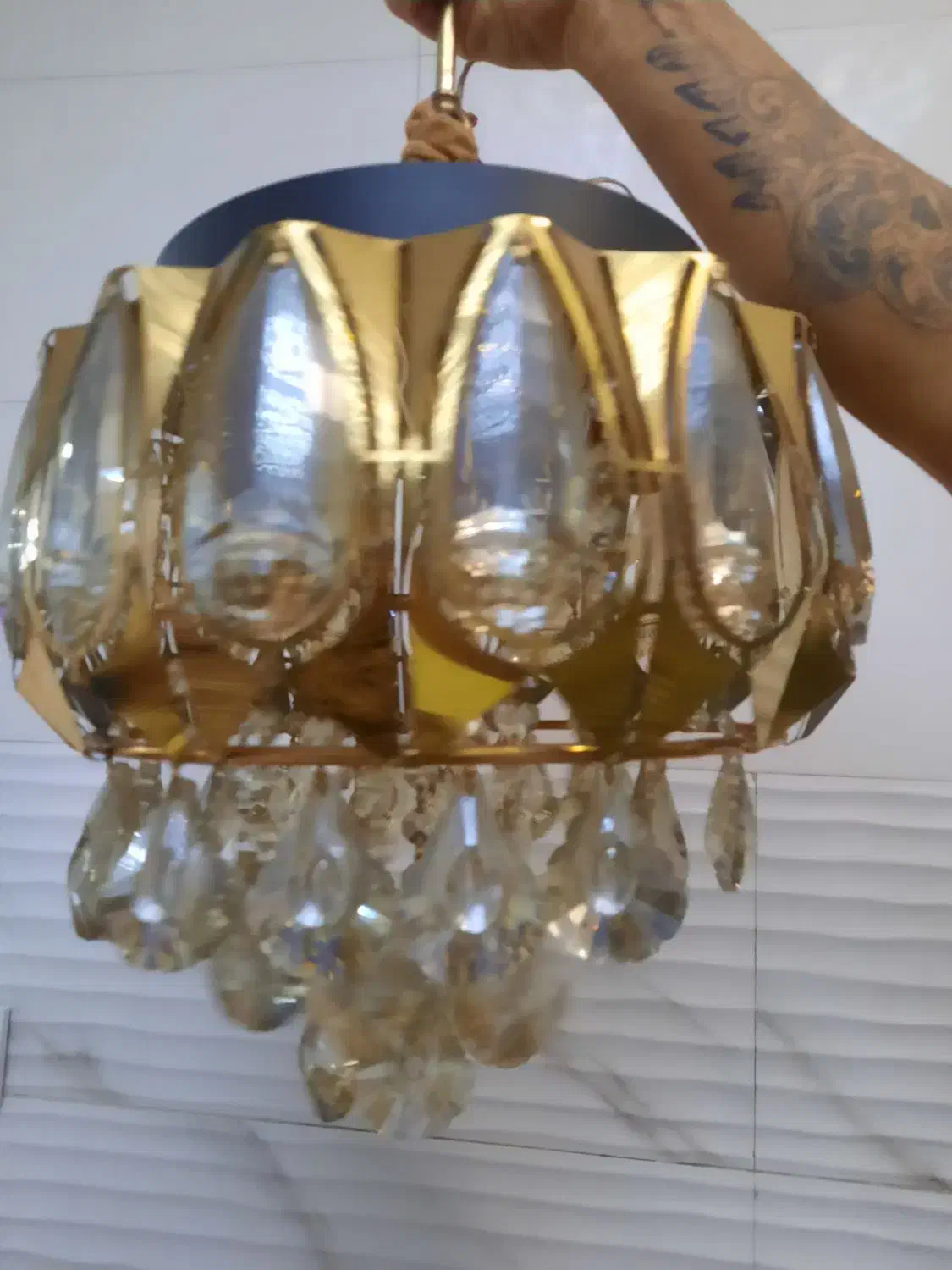 لوستر|لوستر و چراغ آویز|قرچک, میرزائی جنوبی|دیوار