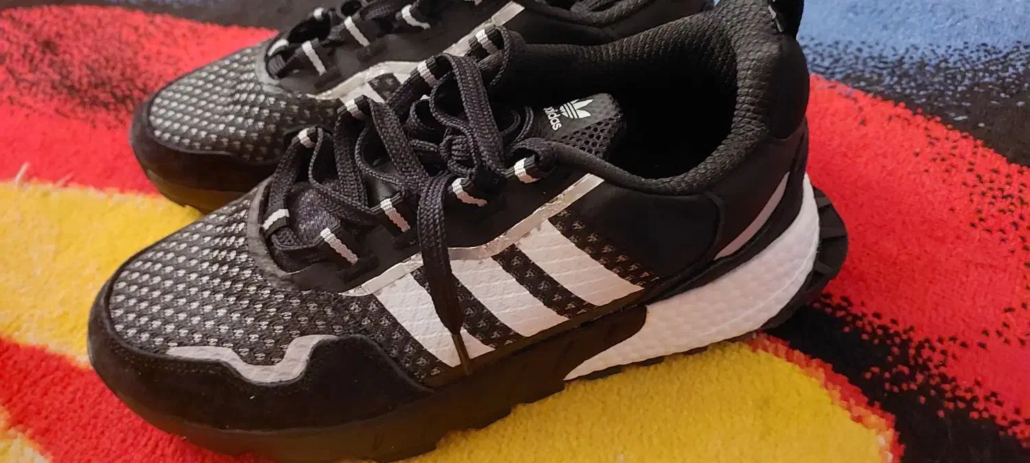 کفش آدیداس|کیف، کفش، کمربند|شیراز, امام حسین|دیوار