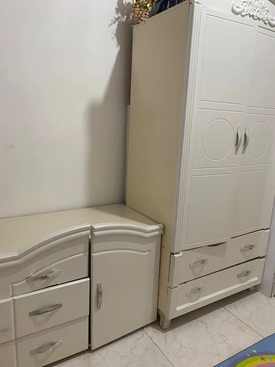 تخت و کمد|تخت و سرویس خواب|رشت, معلولین|دیوار