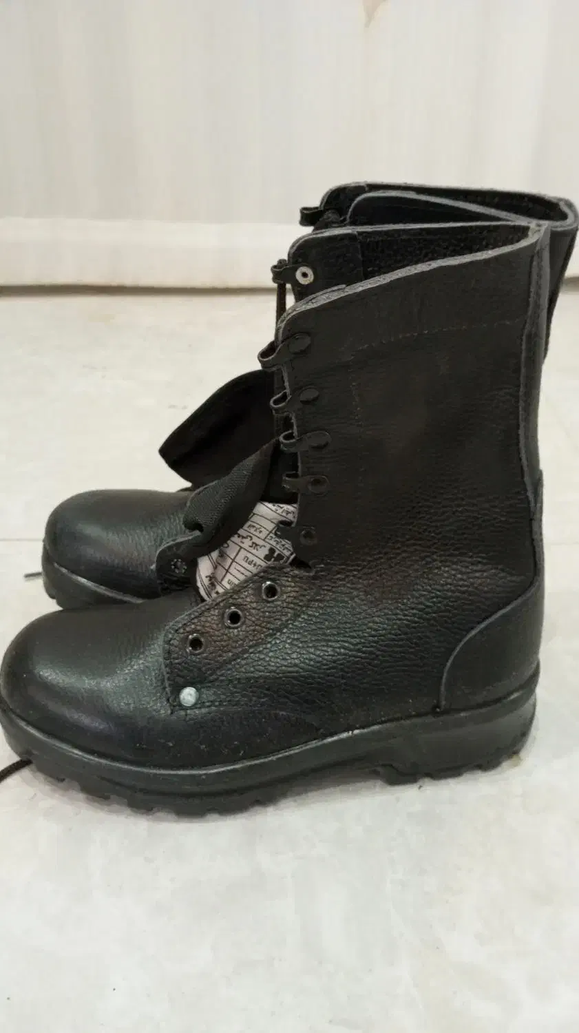 پوتین خدمتی سربازی کفش کار|کیف، کفش، کمربند|مهریز, |دیوار