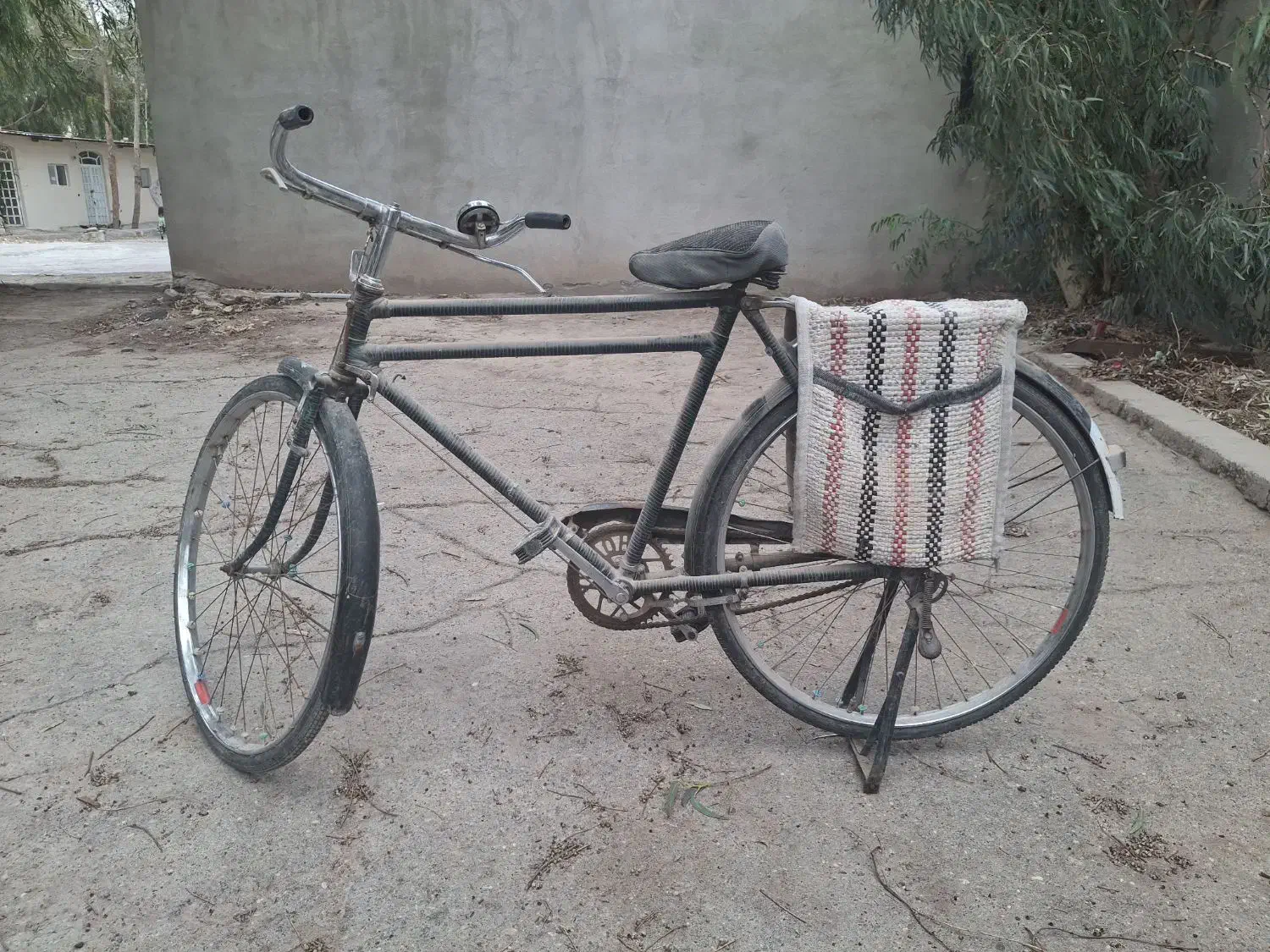 دوچرخه چینی|دوچرخه، اسکیت، اسکوتر|قم, باغ کرباسی|دیوار