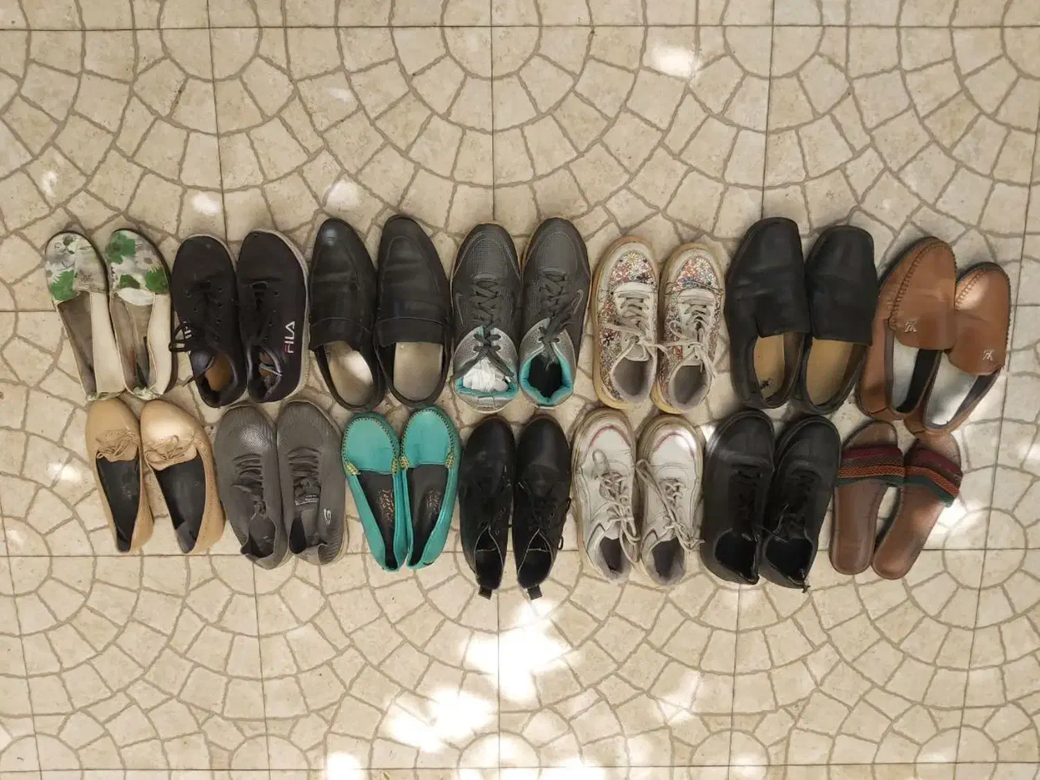 کفش زنانه و مردانه|کیف، کفش، کمربند|فردیس, داوری|دیوار