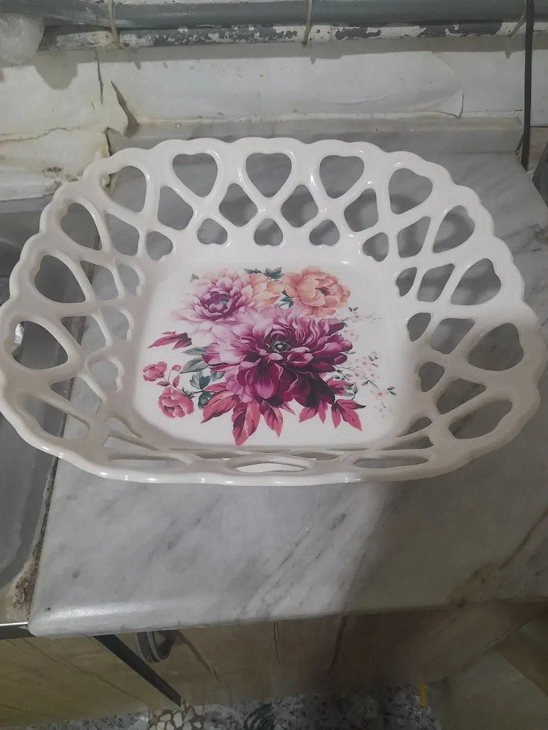 ظرف میوه|ظروف سرو و پذیرایی|آمل, |دیوار