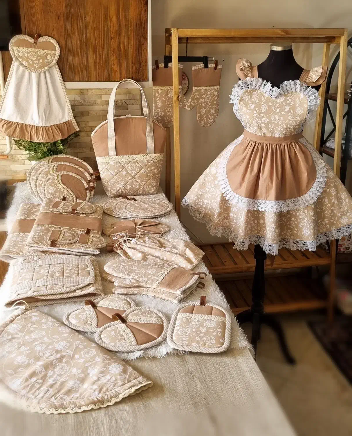 چرخکار راسته دوزنیمه ماهر|استخدام هنری و رسانه|الوند, |دیوار