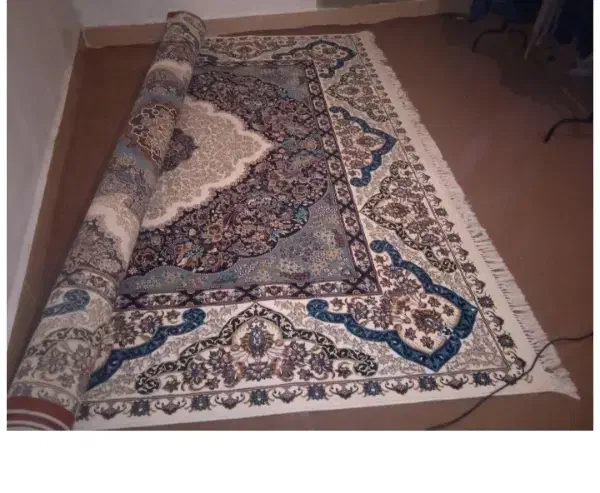 قالی ۱۲متری۷۰۰شانه نو نو فروش فوری|فرش|اندیکا, |دیوار