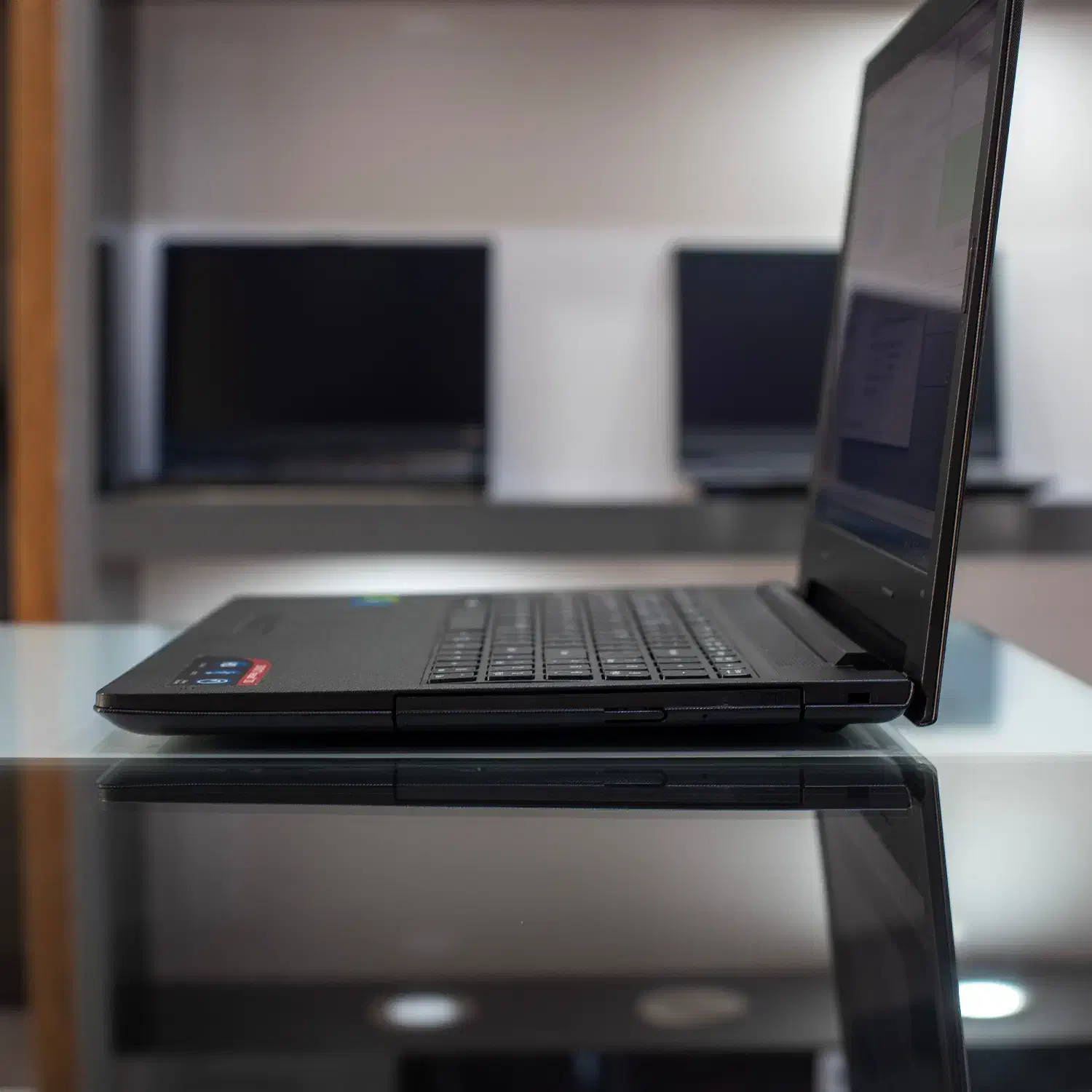 لپتاپ LENOVO با پردازنده i3 و 2 گیگ گرافیک|رایانه همراه|یزد, |دیوار