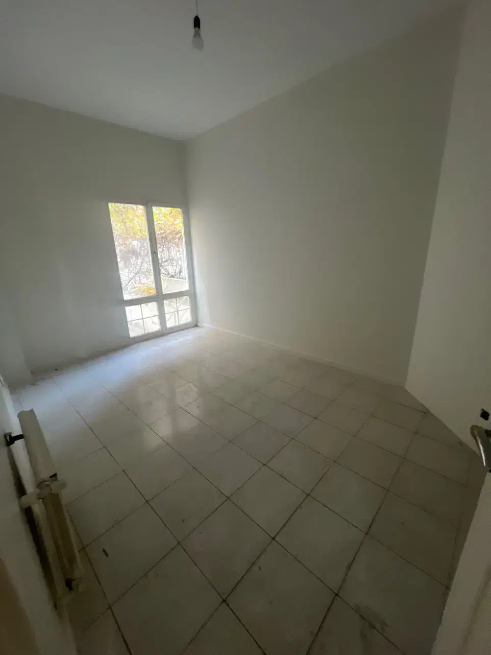 ۱۰۵متر دو خوابه حیاط اختصاصی و شبیه ب خونه ی کودکی