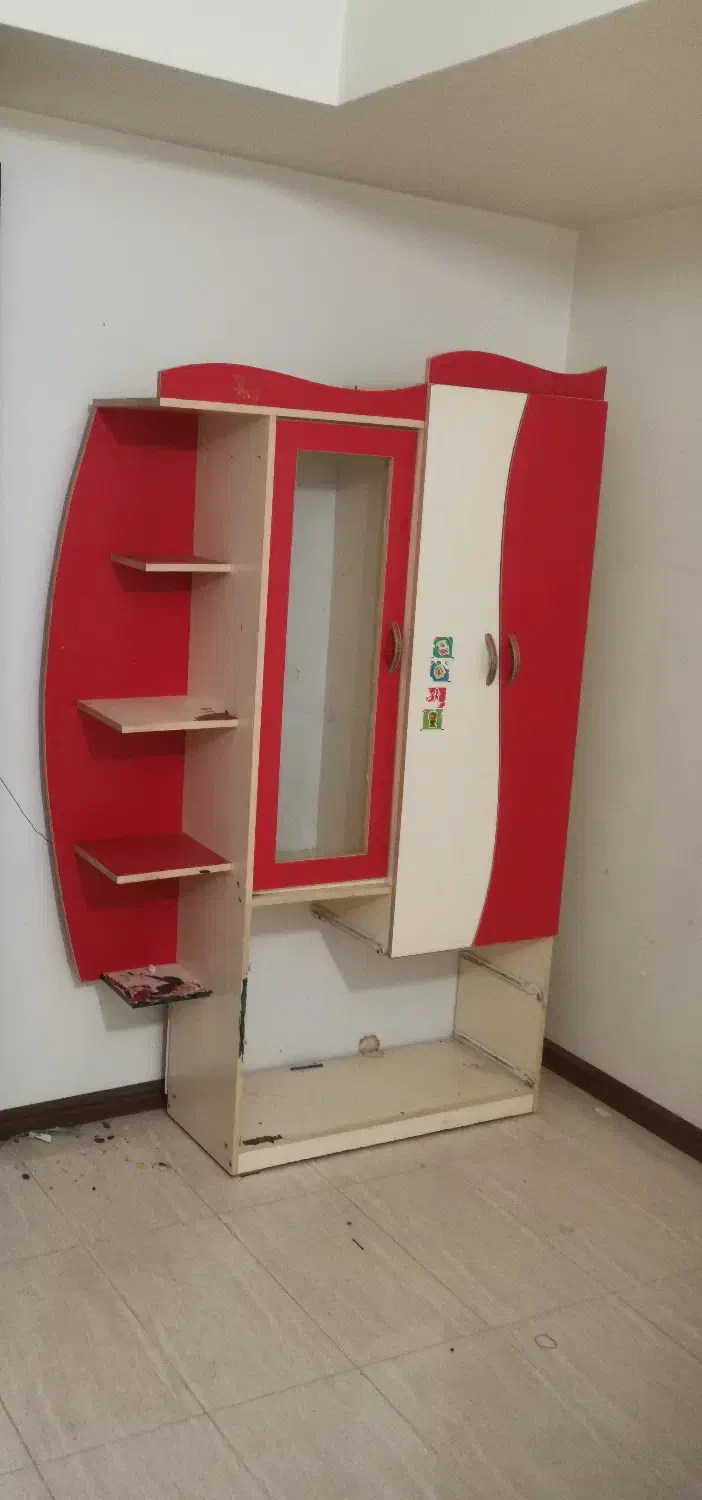 زیر تلویزیونی. سرویس خواب. کمد|تخت و سرویس خواب|شیراز, کوی فرهنگیان|دیوار