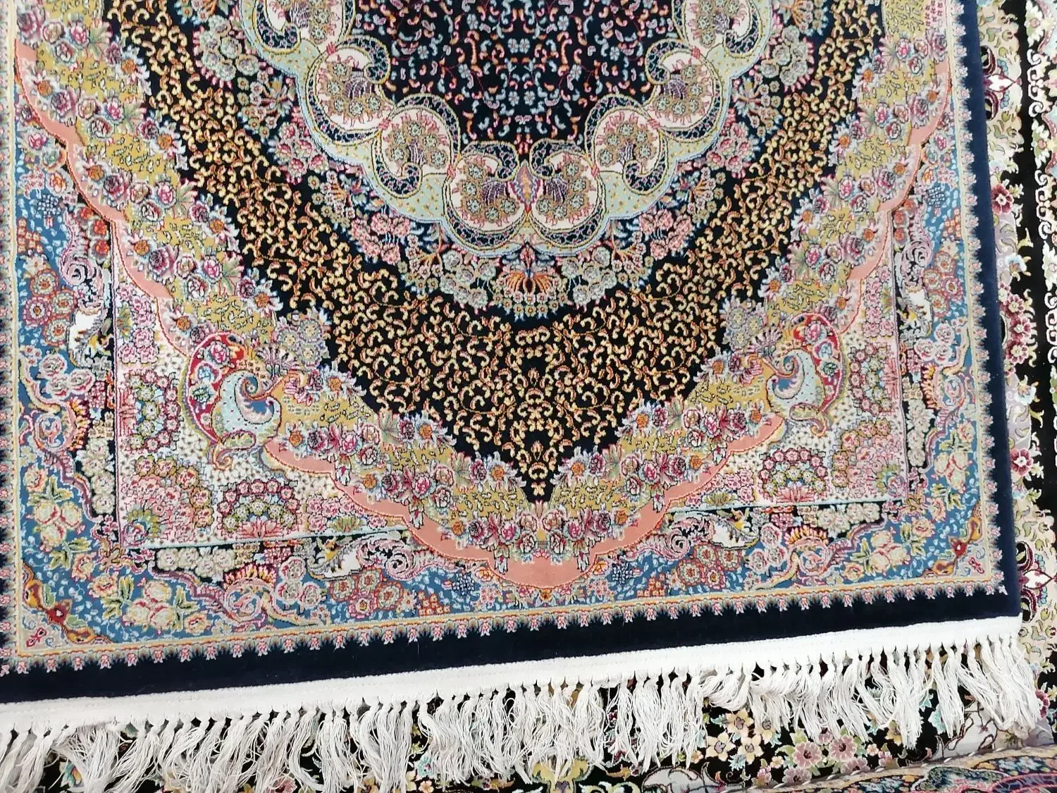 فرش کناره 4متر در 1متر تمام نخ 1000شانه|فرش|کرج, عظیمیه|دیوار