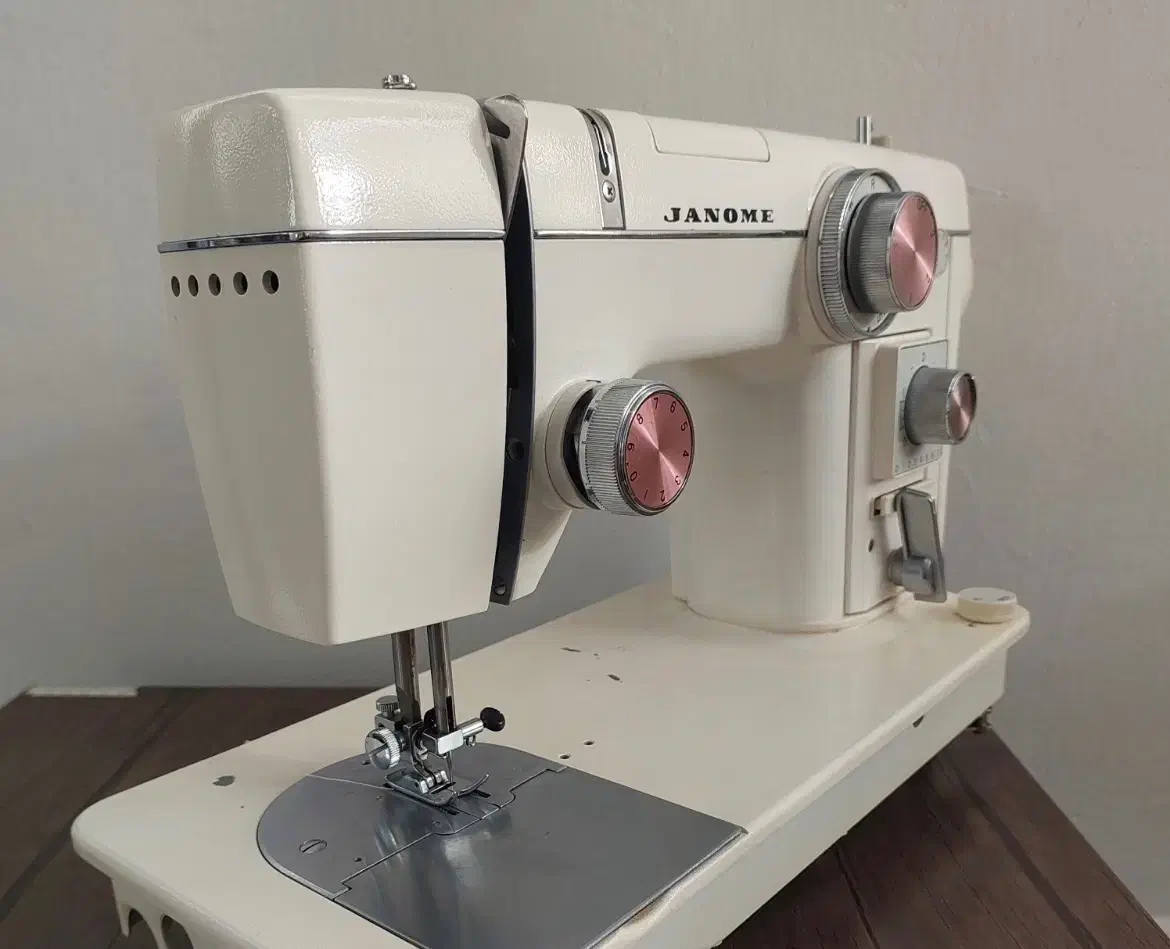 فروشی|چرخ خیاطی و ریسندگی|یزد, |دیوار