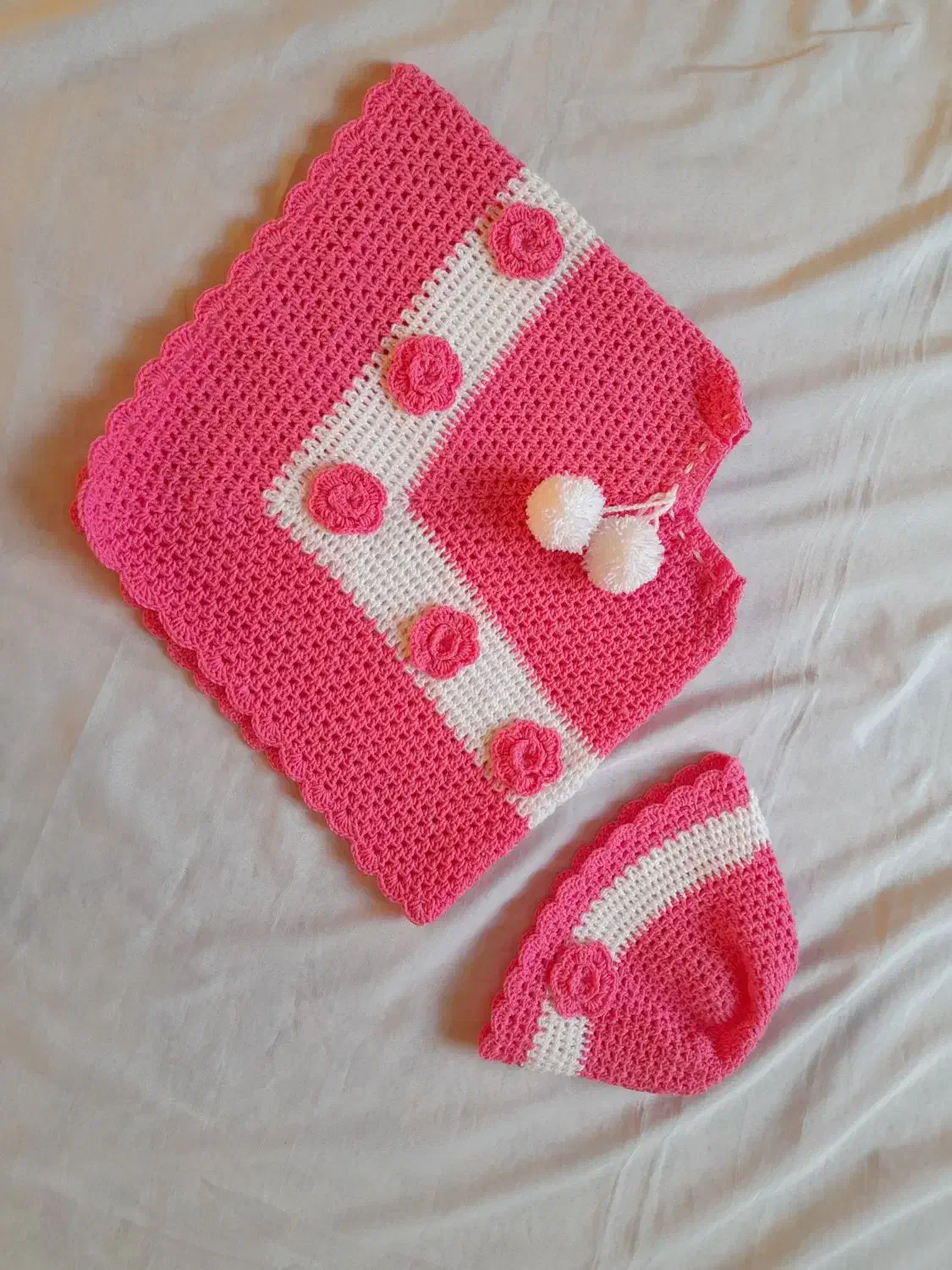 شنل دستبافت بچه گانه|کفش و لباس بچه|فیروزآباد (فارس), |دیوار