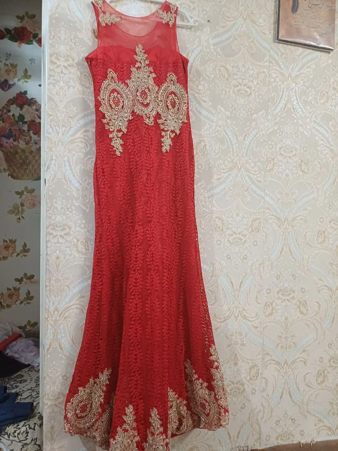 دو پیراهن مجلسی زنانه، ساتن و پولکی|لباس|مشهد, کوشش|دیوار