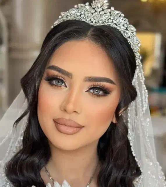 میکاپ شینیون حرفهای آف ویژه|خدمات آرایشگری و زیبایی|تهران, استاد معین|دیوار