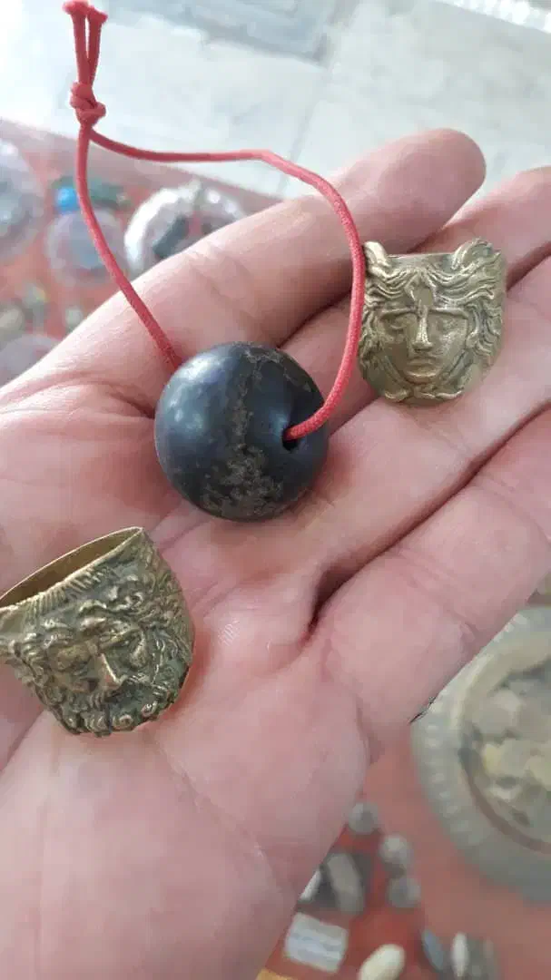 سنگ مهره قدیمی عقیق مرجان سلیمانی|جواهرات|ارومیه, |دیوار